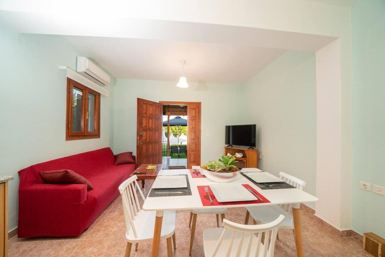 Afroditi Holiday Home - Blue Apartment Zvoronáta Kültér fotó